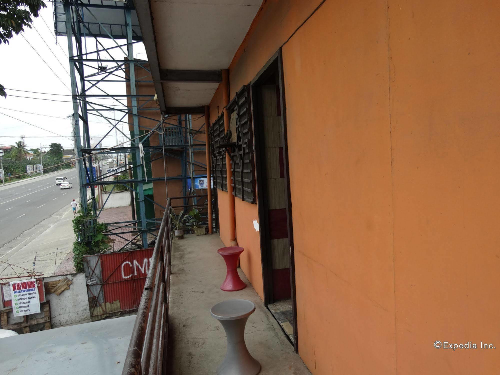 Quoyas Inn Davao Luaran gambar
